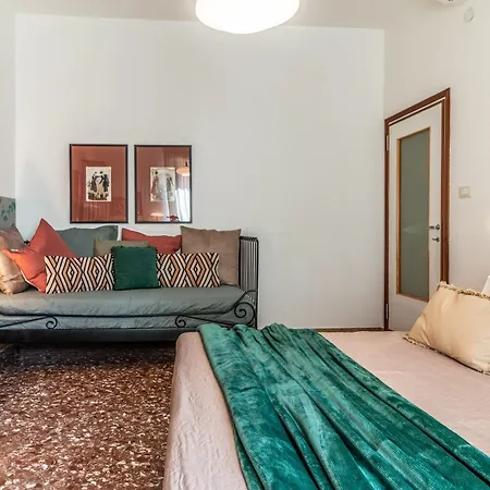Colorful In Riva Di Reno By Wonderful Italy * 볼로냐